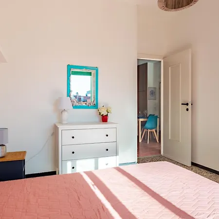 Casa Diana Daire Finale Ligure